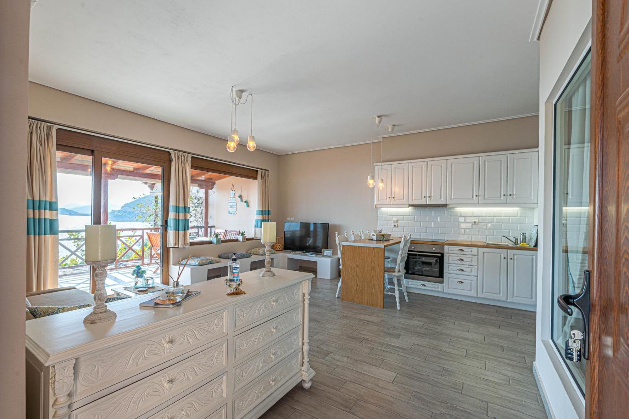 Paralio Astros Beachfront Suites 卡西罗彼卡多 外观 照片