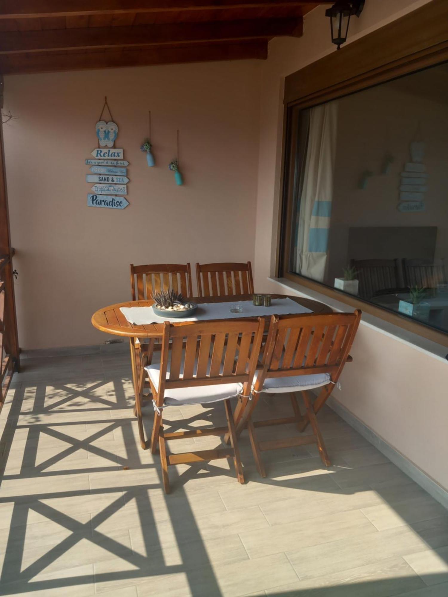 Paralio Astros Beachfront Suites 卡西罗彼卡多 客房 照片