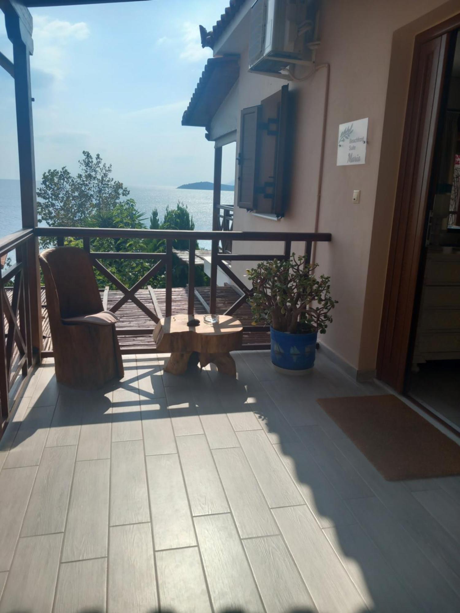 Paralio Astros Beachfront Suites 卡西罗彼卡多 客房 照片