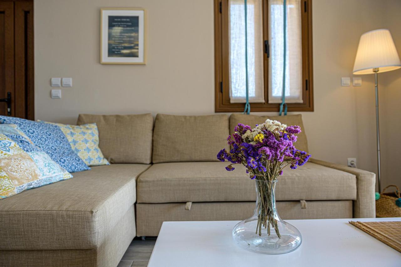 Paralio Astros Beachfront Suites 卡西罗彼卡多 外观 照片