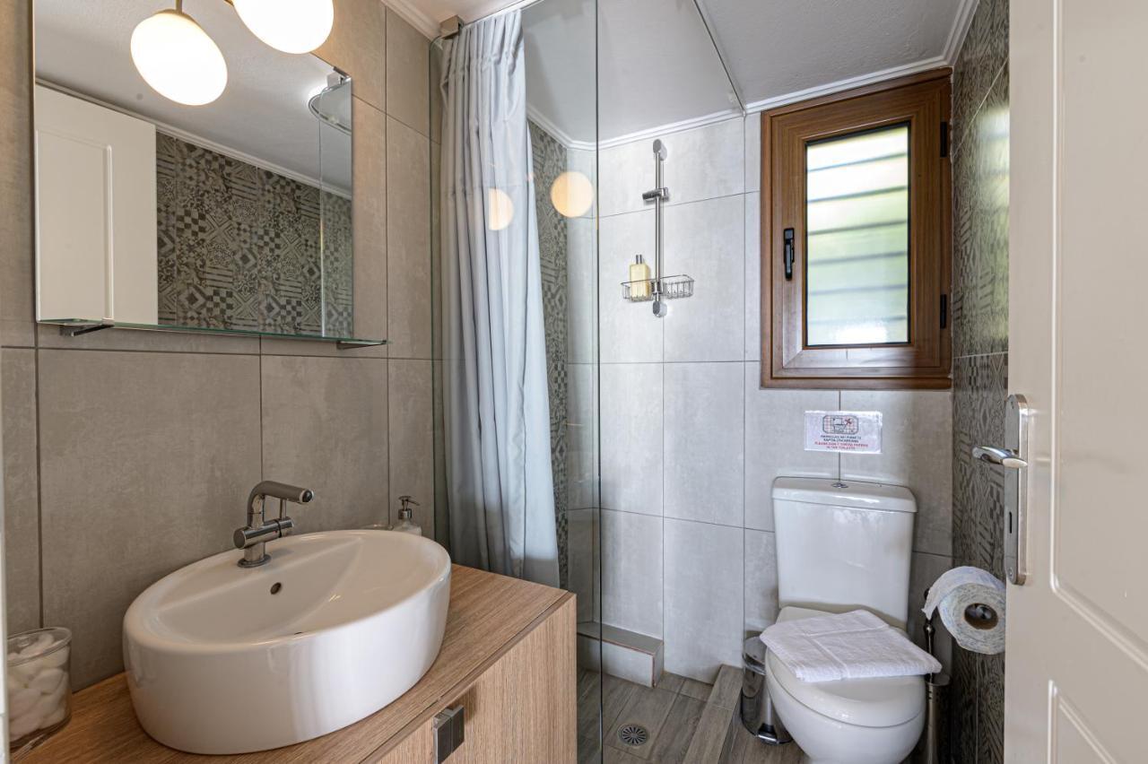 Paralio Astros Beachfront Suites 卡西罗彼卡多 外观 照片