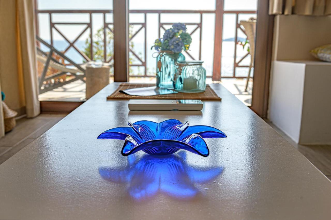 Paralio Astros Beachfront Suites 卡西罗彼卡多 外观 照片