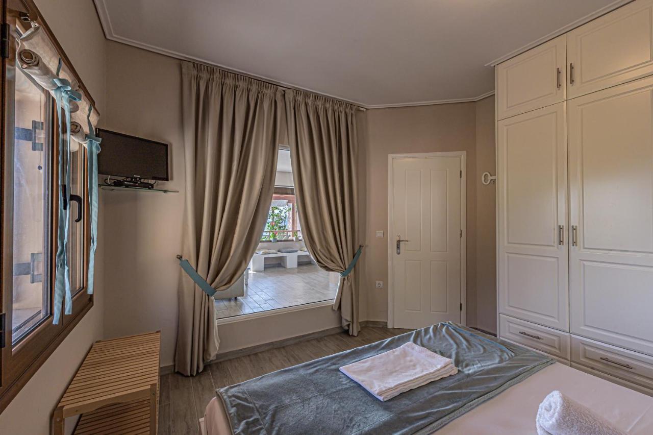 Paralio Astros Beachfront Suites 卡西罗彼卡多 外观 照片